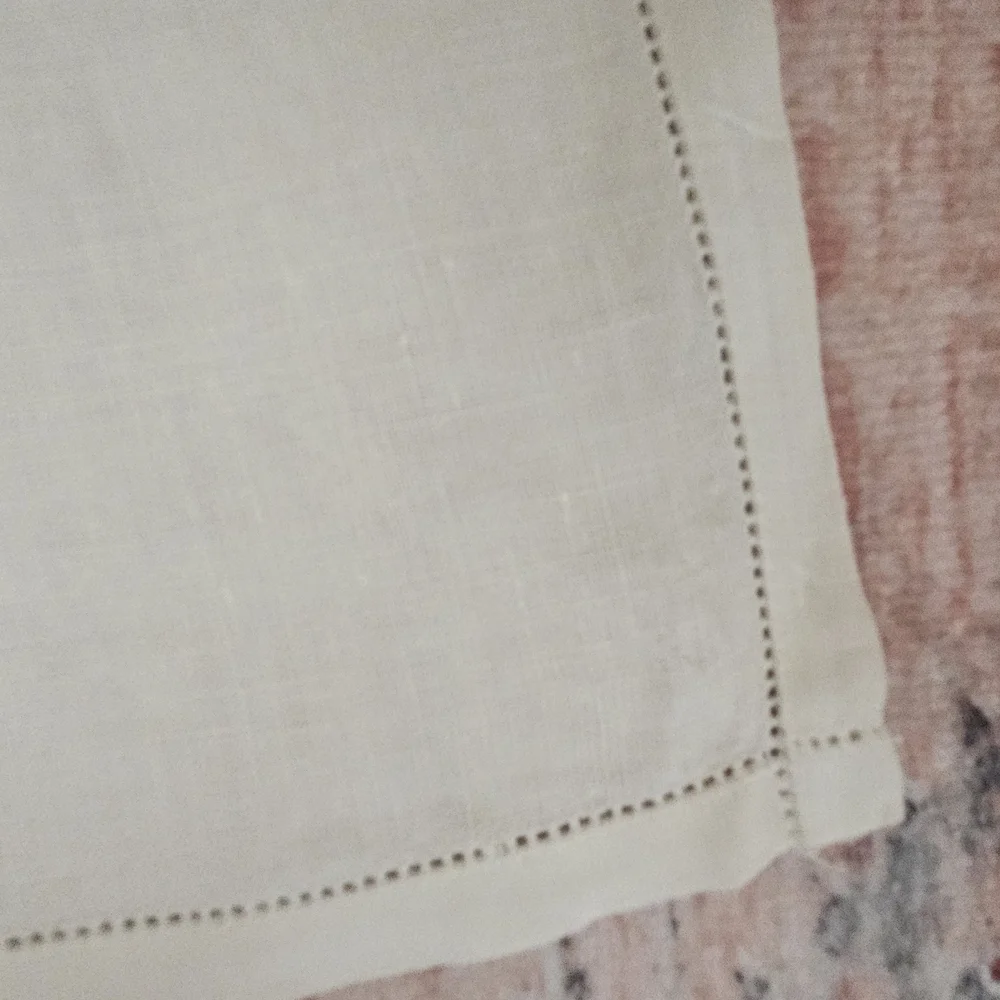 NWT Vintage Irish Linen Hand-Embroidered Floral Tablecloth